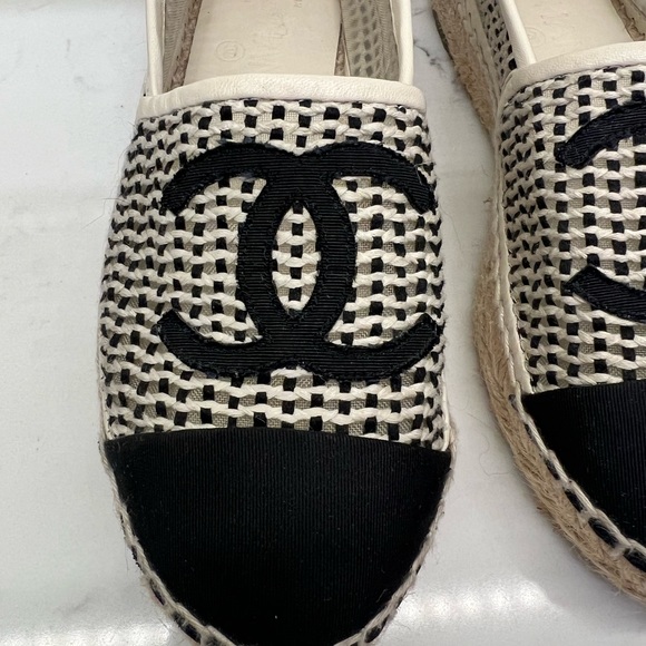 Chanel Interlocking Espadrille - Picture 4 of 6